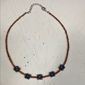 Chic Floral Beaded Necklace in Brown and Black